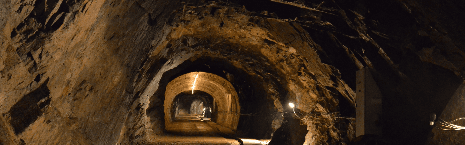 TRANSITION OF OPEN PIT MINE TO UNDERGROUND